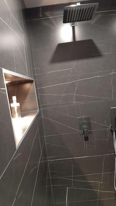 Studio Chaleureux En Hyper Centre Charleville-Mézières 外观 照片